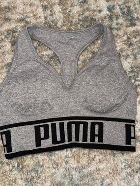 PUMA Women's Grey Seamless Racerback Sports Bra - size S/P